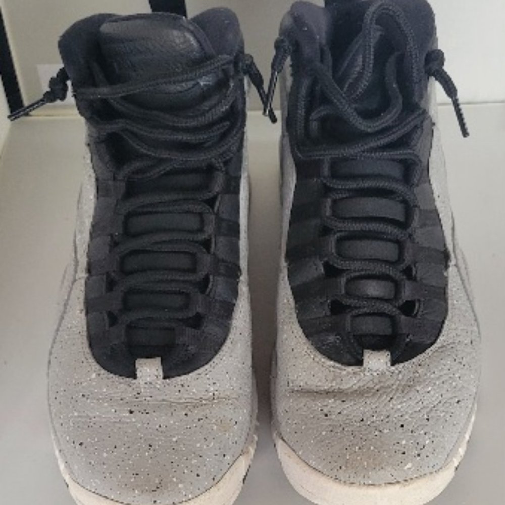 Nike air jordan retro 10 “ cement “